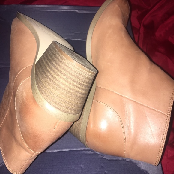 Leather Gap booties in excellent condition - Picture 5 of 12